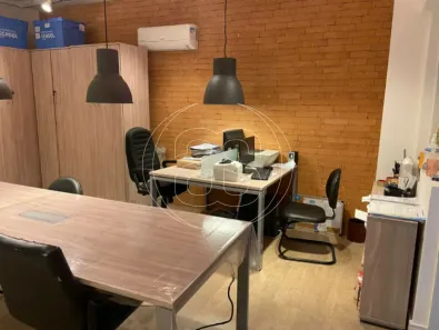 Sala Comercial à venda, 32m² no Santo Amaro, São Paulo