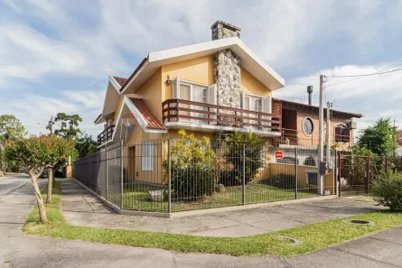 Casa com 3 Quartos à venda, 254m² no Três Vendas, Pelotas