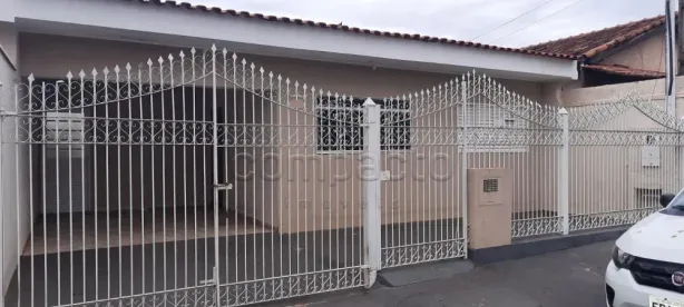 Casa com 3 Quartos para alugar, 100m² no Jardim Santo Antônio, São José do Rio Preto