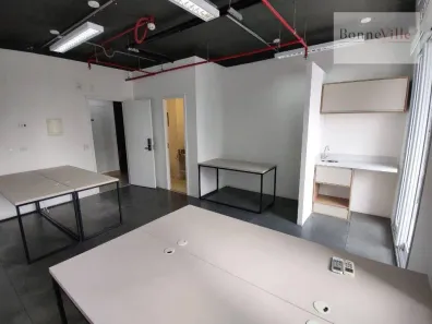 Sala Comercial para alugar, 32m² no Chácara Santo Antônio (Zona Sul), São Paulo