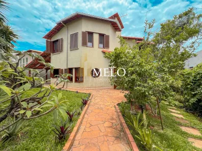 Casa com 3 Quartos para alugar, 260m² no Garças, Belo Horizonte
