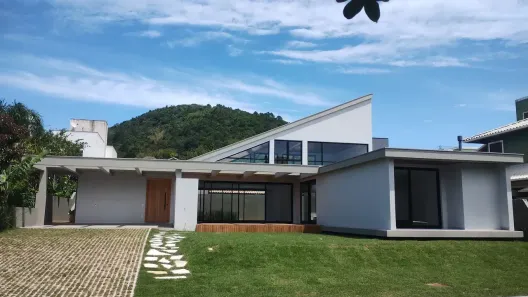 Casa de Condomínio com 3 Quartos à venda, 365m² no Rio Tavares, Florianópolis