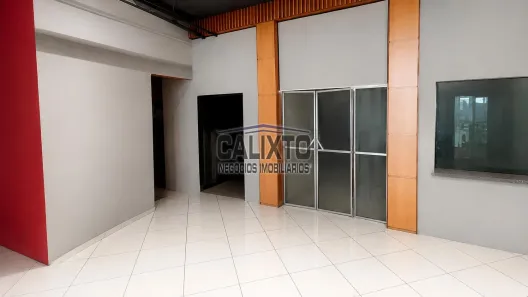 Galpão/Depósito/Armazém à venda, 589m² no Santa Mônica, Uberlândia