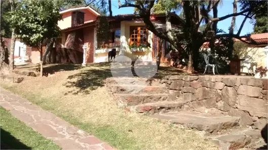 Casa com 3 Quartos para alugar, 256m² no Roseira, Mairiporã
