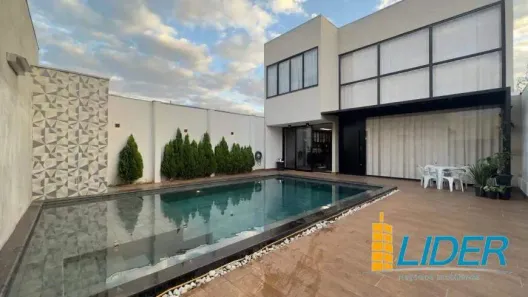 Casa com 3 Quartos à venda, 255m² no Maravilha, Uberlândia