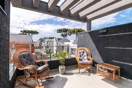 Casa de Condomínio com 3 Quartos à venda, 160m² no Pinheirinho, Curitiba