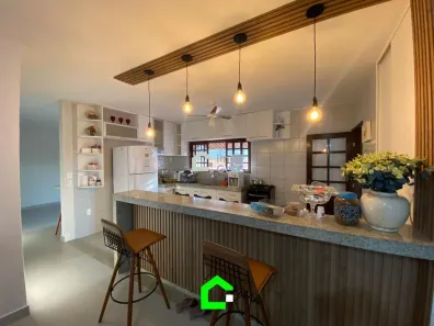 Casa de Condomínio com 4 Quartos à venda, 261m² no Candelária, Natal