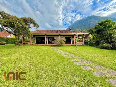 Casa de Condomínio com 3 Quartos à venda, 220m² no Carlos Guinle, Teresópolis