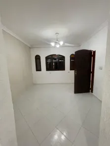 Casa com 3 Quartos para alugar, 100m² no Jardim Tupanci, Barueri