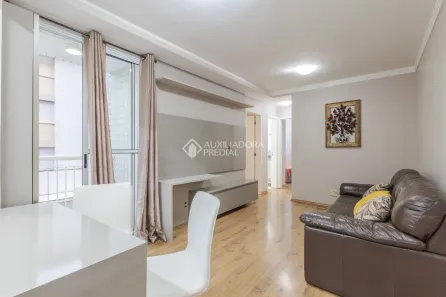 Apartamento com 2 Quartos para alugar, 50m² no Cristal, Porto Alegre