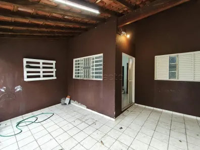 Casa com 3 Quartos para alugar, 134m² no Residencial Cidade Jardim, São José do Rio Preto