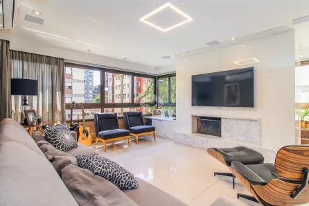 Apartamento com 3 Quartos à venda, 160m² no Rio Branco, Porto Alegre