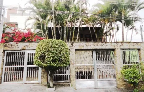 Sobrado com 4 Quartos à venda, 454m² no Vila Irmãos Arnoni, São Paulo