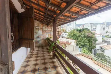Casa com 5 Quartos à venda, 410m² no Serra, Belo Horizonte