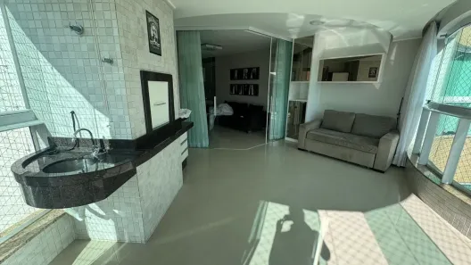 Apartamento com 3 Quartos para alugar, 105m² no Centro, Balneário Camboriú