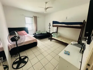 Kitnet com 1 Quarto à venda, 29m² no Guilhermina, Praia Grande