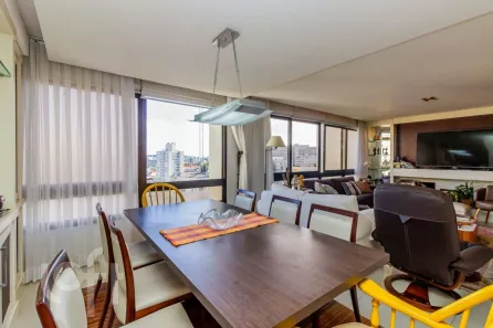 Apartamento com 3 Quartos à venda, 134m² no Rio Branco, Porto Alegre