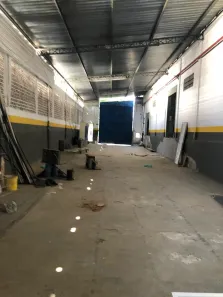 Galpão/Depósito/Armazém com 5 Quartos para alugar, 1100m² no Jardim Arpoador, São Paulo