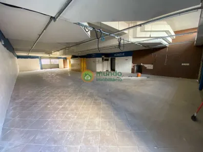 Ponto Comercial para alugar, 400m² no Jardim Independência, Taubaté