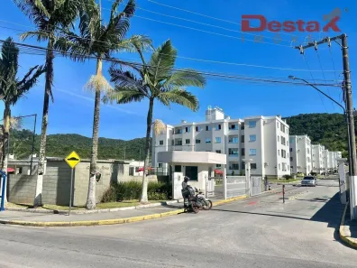 Apartamento com 2 Quartos para alugar, 51m² no Fundos, Biguaçu