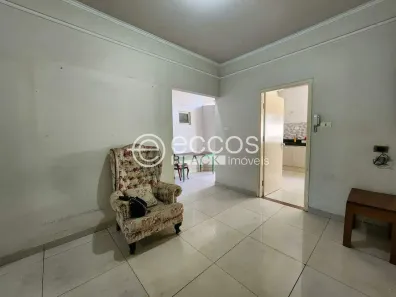 Casa com 4 Quartos à venda, 171m² no Santa Mônica, Uberlândia