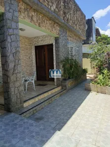 Casa com 4 Quartos à venda, 203m² no Mutondo, São Gonçalo