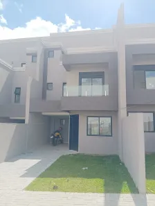 Sobrado com 3 Quartos à venda, 105m² no Uberaba, Curitiba