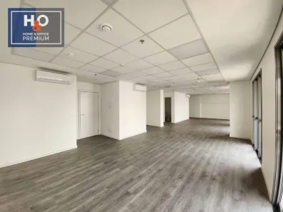 Sala Comercial para alugar, 104m² no Barra Funda, São Paulo