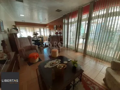 Casa com 3 Quartos à venda, 290m² no Menino Deus, Porto Alegre