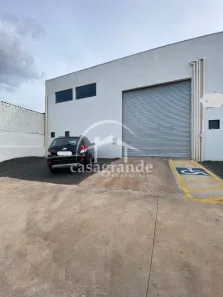 Galpão/Depósito/Armazém para alugar, 270m² no Dona Zulmira, Uberlândia
