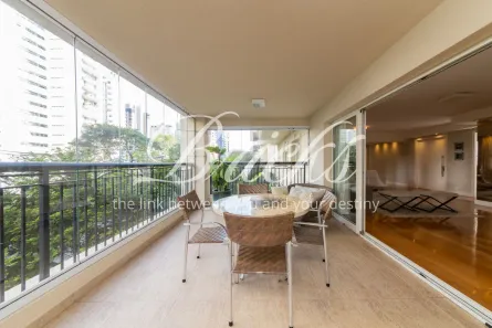 Apartamento com 4 Quartos à venda, 210m² no Indianópolis, São Paulo