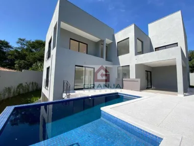 Casa de Condomínio com 3 Quartos à venda, 300m² no Chácara Moinho Velho, Carapicuíba
