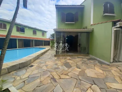 Sobrado com 2 Quartos à venda, 71m² no Loteamento Jardim Aruan, Caraguatatuba