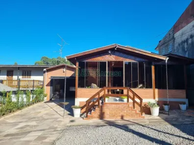 Casa com 3 Quartos à venda, 188m² no Charqueadas, Caxias do Sul
