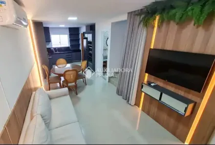 Sobrado com 3 Quartos à venda, 128m² no Balneário Ponta do Papagaio, Palhoça
