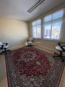 Sala Comercial à venda, 33m² no Menino Deus, Porto Alegre