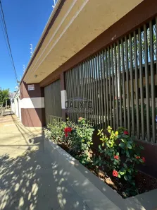 Casa com 3 Quartos à venda, 199m² no Custódio Pereira, Uberlândia