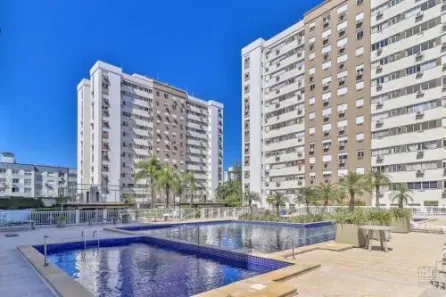 Apartamento com 2 Quartos à venda, 55m² no Passo da Areia, Porto Alegre