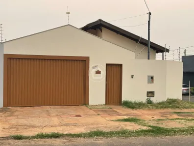 Casa com 2 Quartos à venda, 69m² no Vila Carlota, Campo Grande