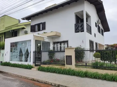 Casa com 5 Quartos à venda, 448m² no Souza Cruz, Brusque