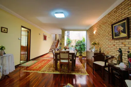 Casa com 4 Quartos à venda, 235m² no Vila Alexandria, São Paulo