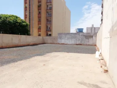 Ponto Comercial com 2 Quartos à venda, 100m² no Martins, Uberlândia