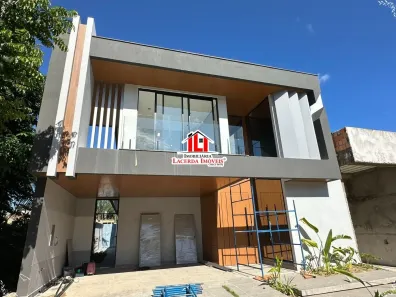 Casa de Condomínio com 4 Quartos à venda, 252m² no Ponta Negra, Manaus