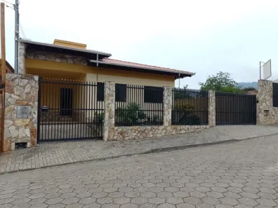 Casa com 3 Quartos à venda, 240m² no Passo Manso, Blumenau