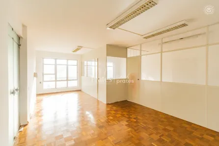 Sala Comercial para alugar, 133m² no Centro, Curitiba