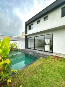 Casa de Condomínio com 4 Quartos à venda, 207m² no Jardins Parma, Senador Canedo