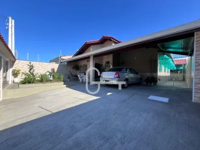 Casa com 3 Quartos à venda, 159m² no Centro, Peruíbe