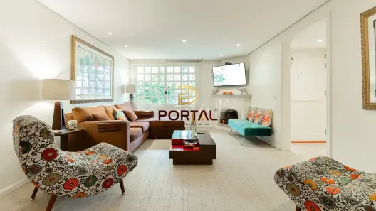 Casa com 4 Quartos à venda, 246m² no Chácara das Pedras, Porto Alegre