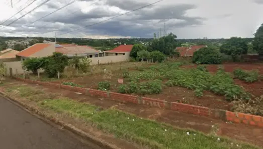 à venda, 1000m² no Jardim Andrade, Maringá