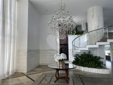 Apartamento com 5 Quartos à venda, 210m² no Candeal, Salvador